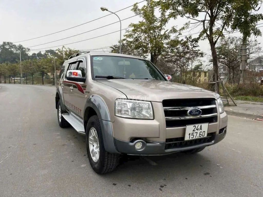 Ford Everest 2007 photo 3