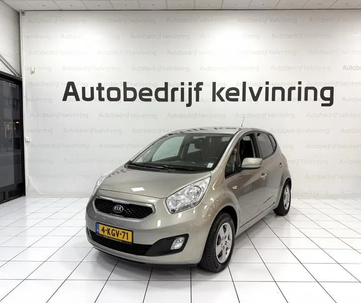Kia Venga 2013 photo 2