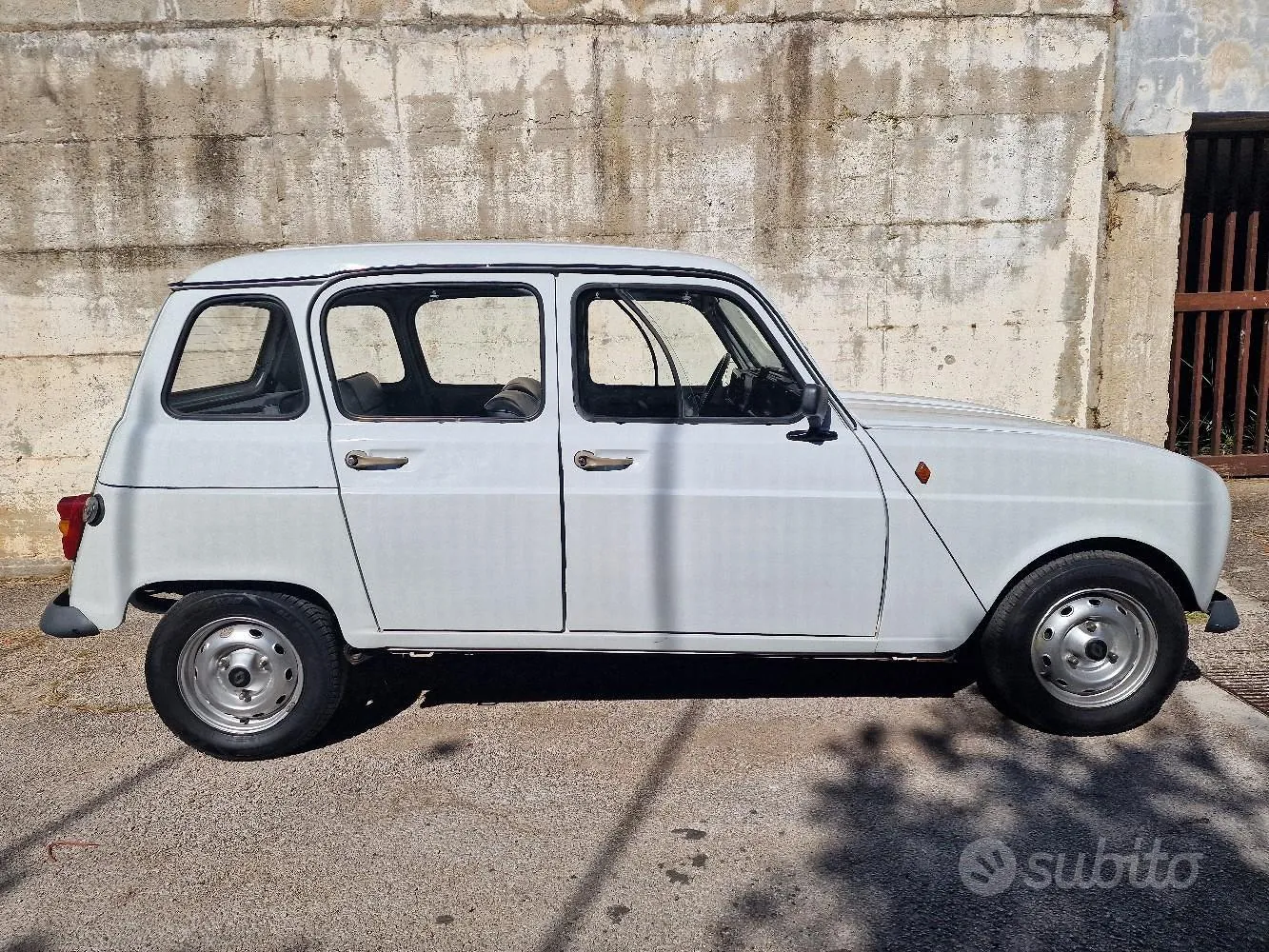 Renault 4 1990 photo 2