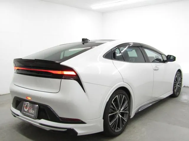 Toyota Prius 2023 photo 4