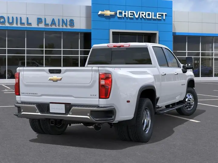 Chevrolet Silverado 2026 photo 4