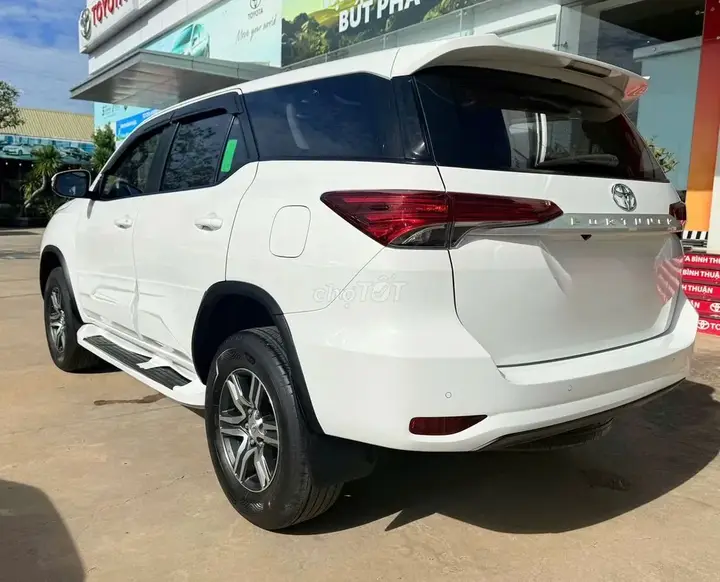 Toyota Fortuner 2023 photo 5