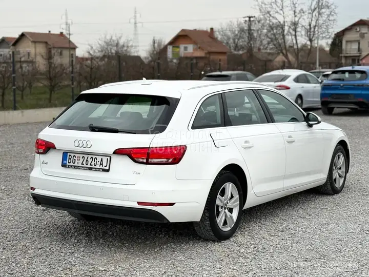 Audi A4 2017 photo 5