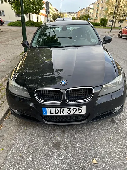 BMW 320D 2011 photo 3