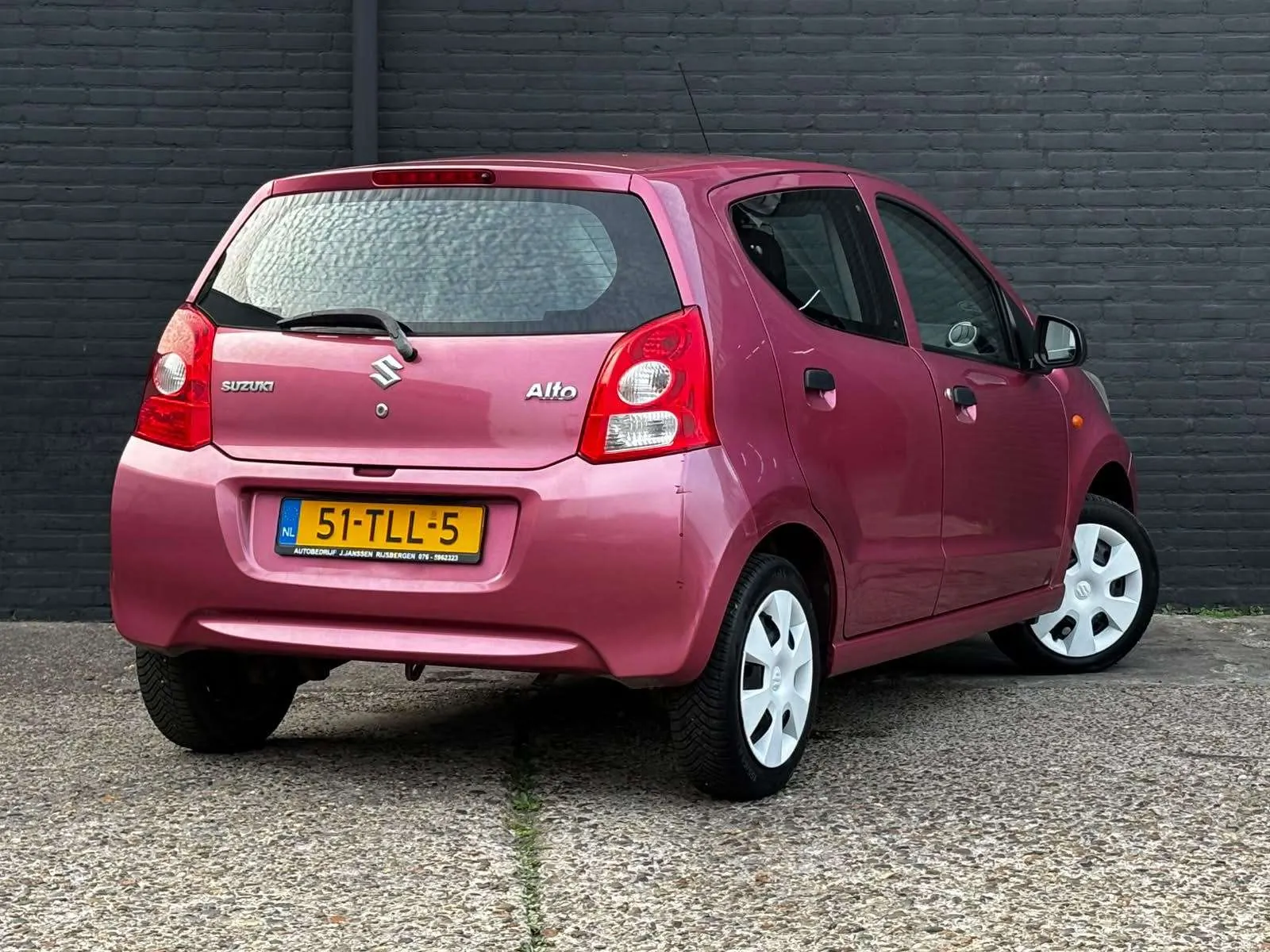 Suzuki Alto 2012 photo 4