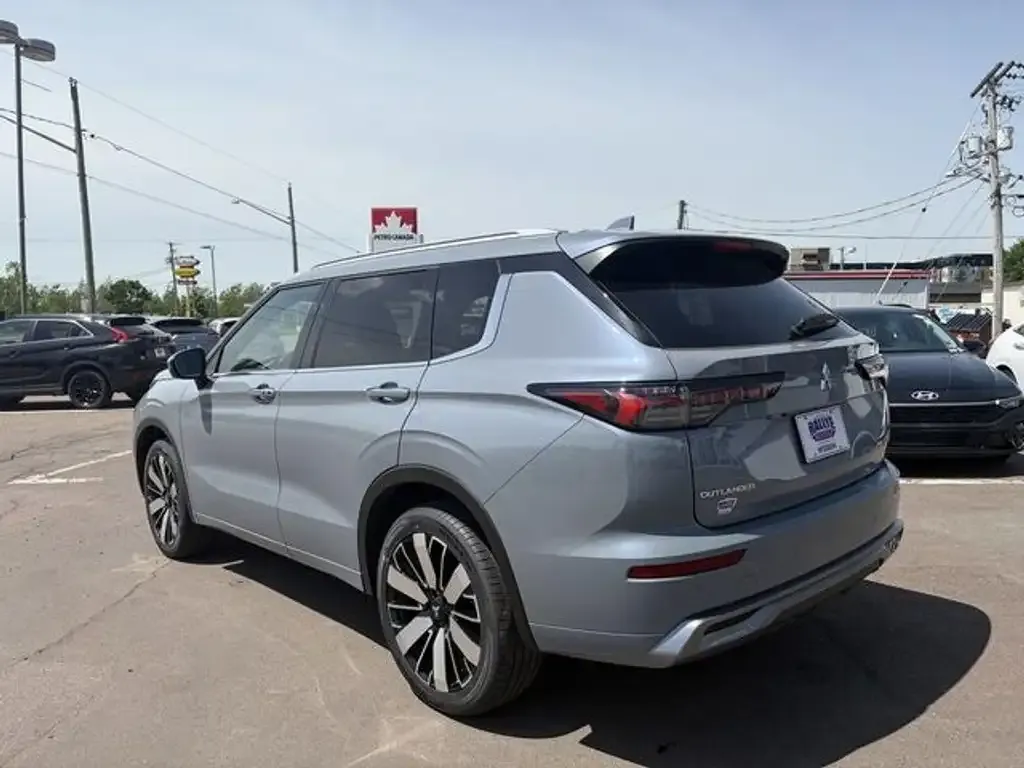 Mitsubishi Outlander 2026 photo 5