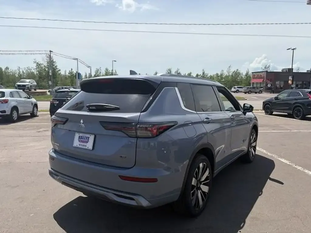 Mitsubishi Outlander 2026 photo 4