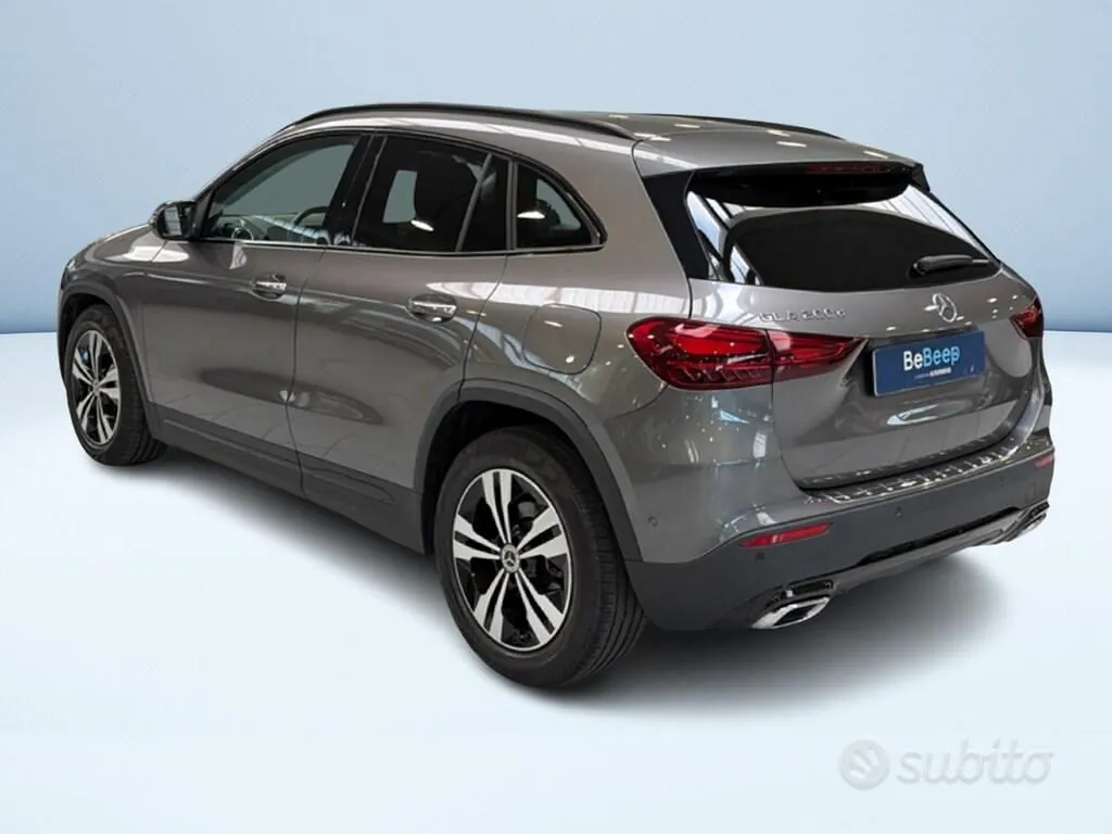 Mercedes-Benz Gla 2024 photo 5