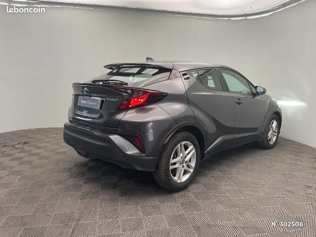 Toyota C-Hr 2023 photo 4