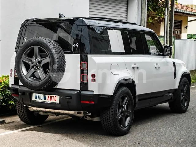 Land Rover Defender 2025 photo 4