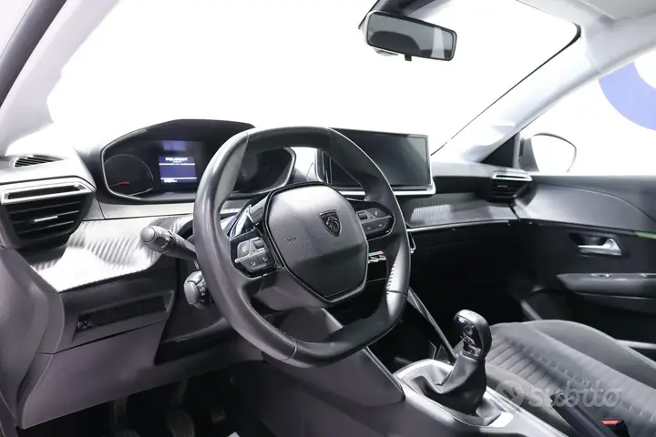 Peugeot 208 2024 photo 5