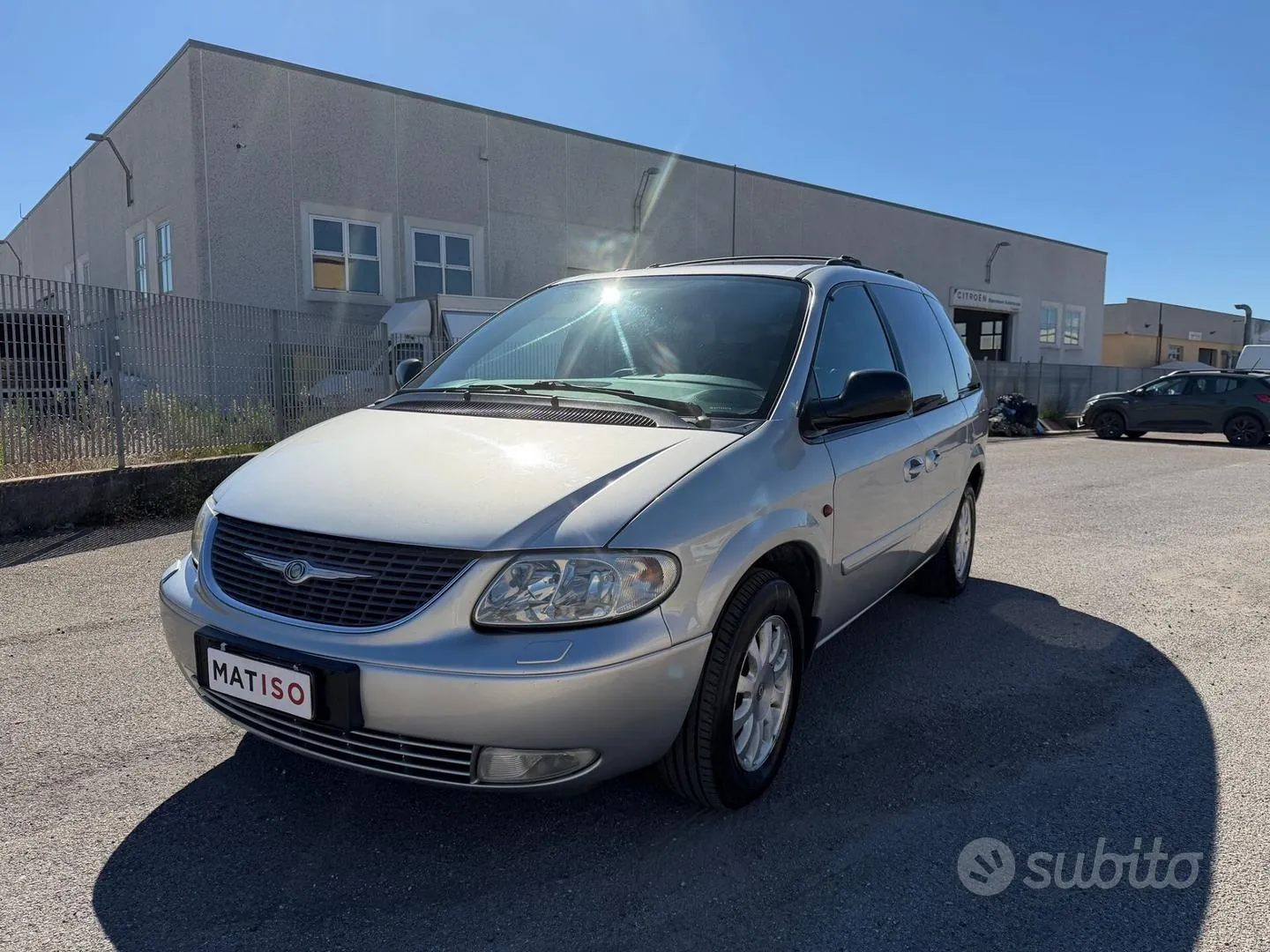 Chrysler Voyager 2004 photo 3