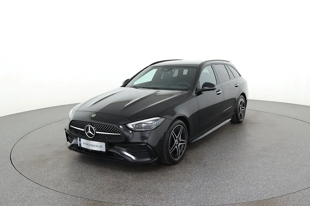 Mercedes-Benz C-Class 2026 photo 2