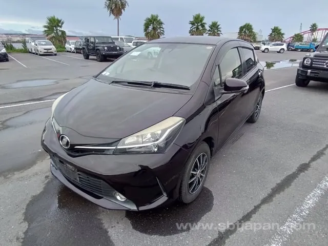 Toyota Vitz 2016 photo 2