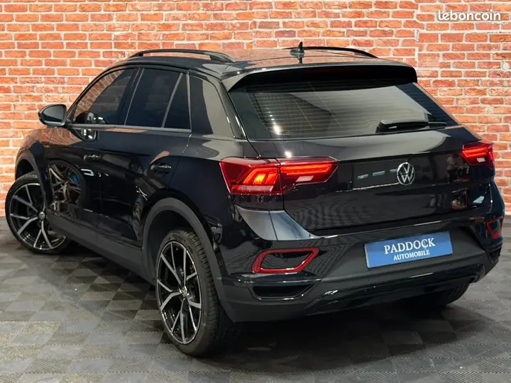 Volkswagen T-Roc 2022 photo 2