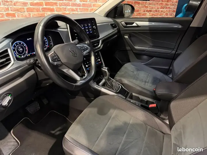 Volkswagen T-Roc 2022 photo 3