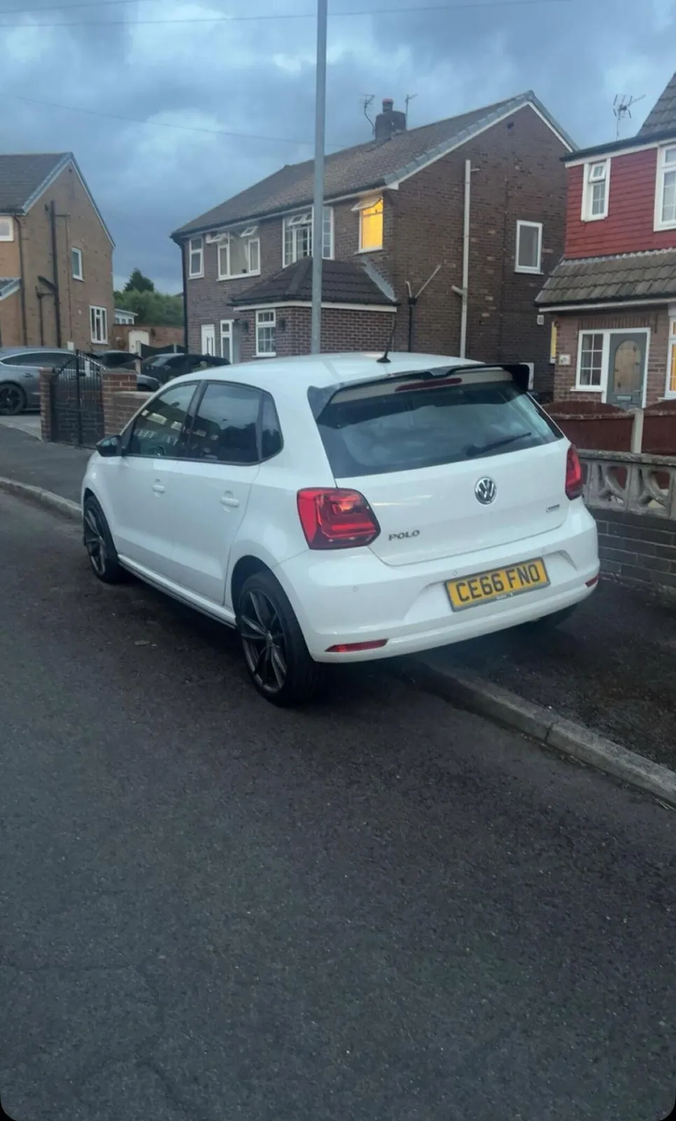 Volkswagen Polo 2016 photo 2