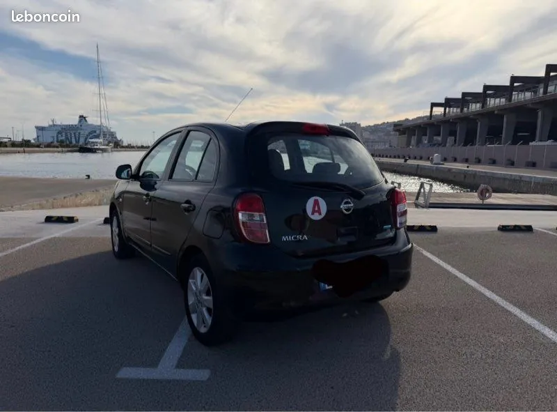 Nissan Micra 2011 photo 2