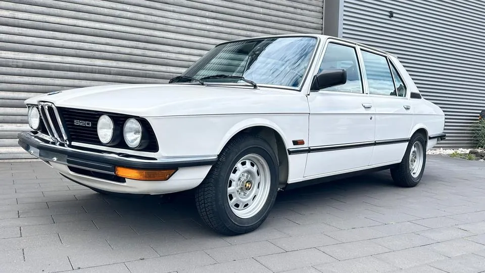 BMW E12 520/6