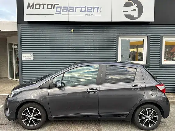 Toyota Yaris 2020 photo 2