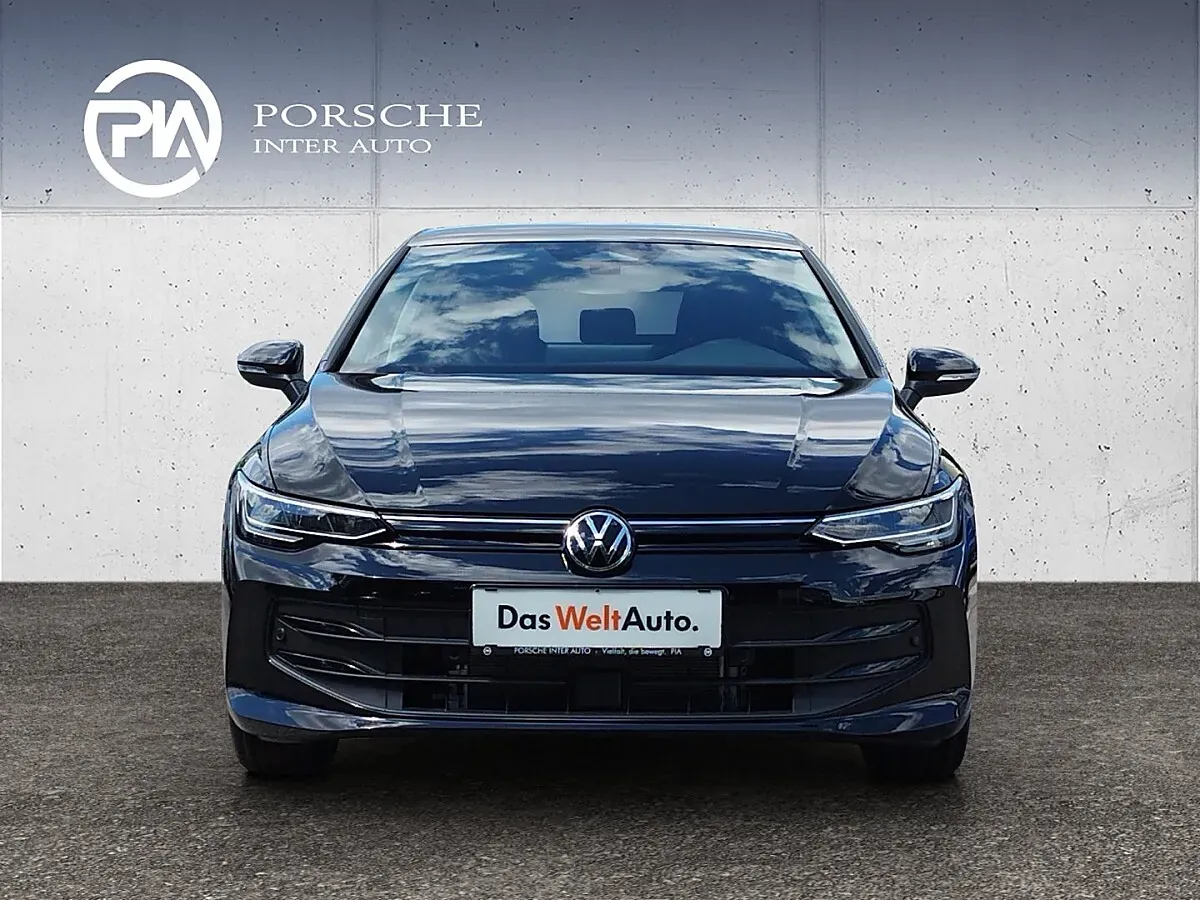 Volkswagen Golf 2026 photo 2