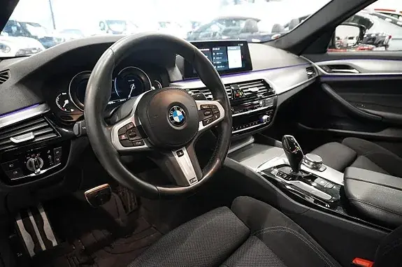 BMW 520D 2018 photo 2