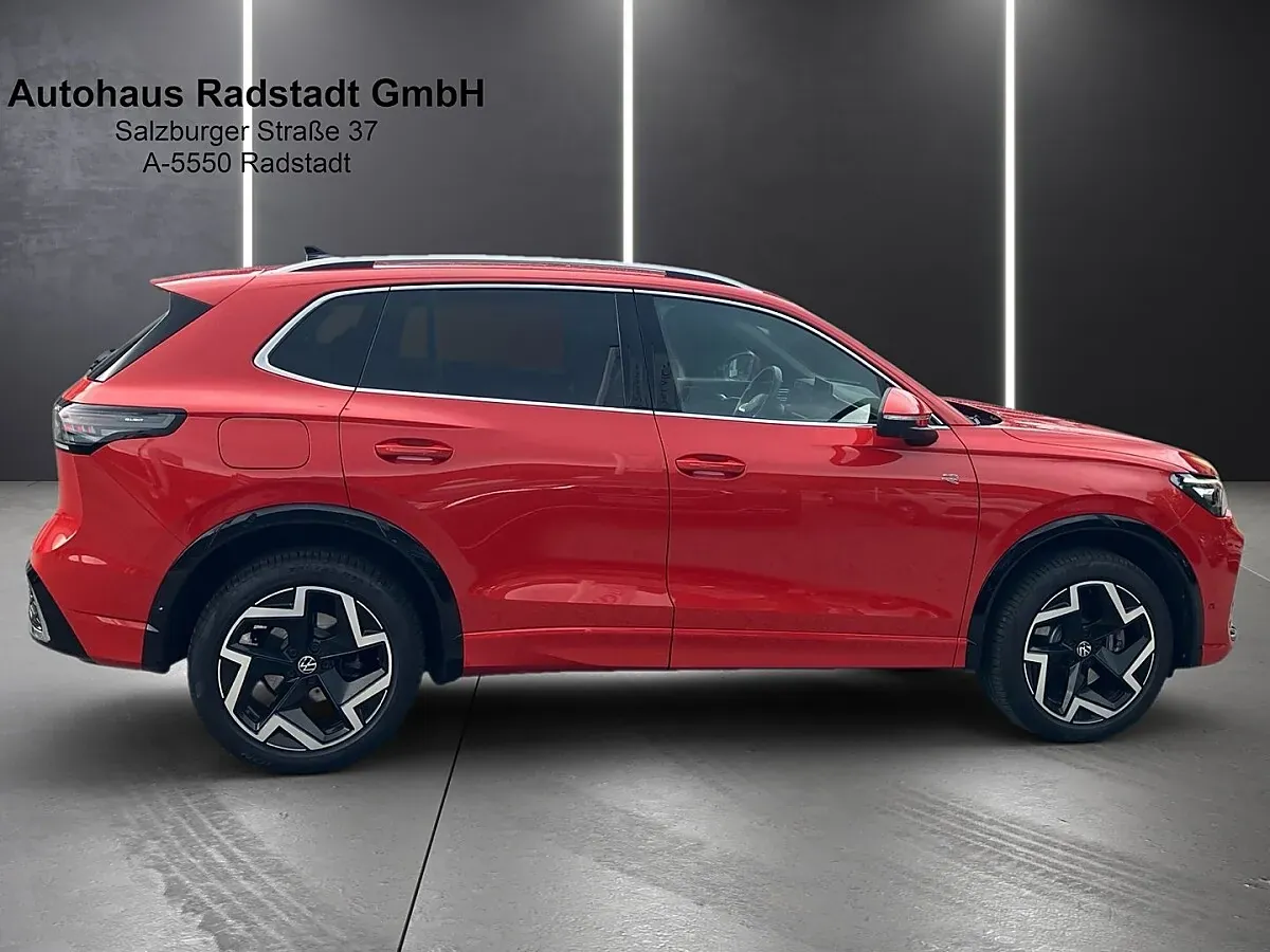 Volkswagen Tiguan 2024 photo 3