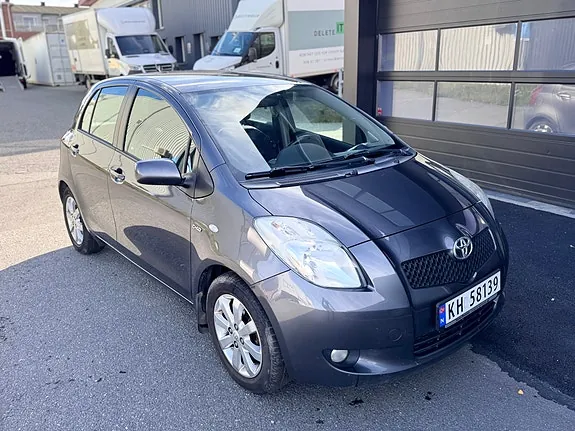 Toyota Yaris 2008 photo 3
