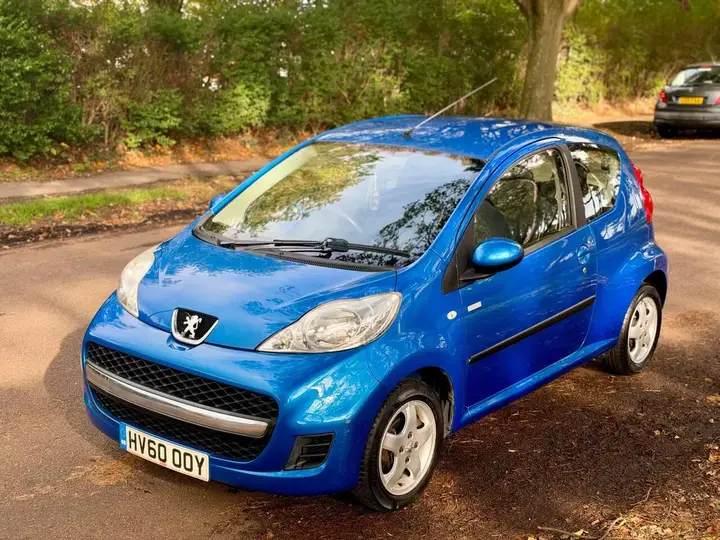 Peugeot 107 2010 photo 5