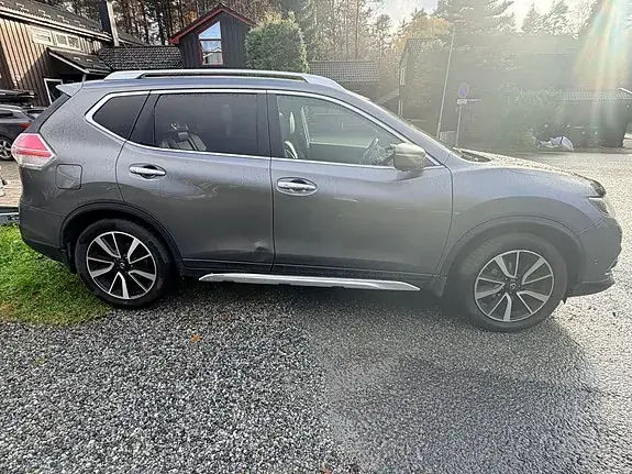 Nissan X-Trail 2015 photo 2