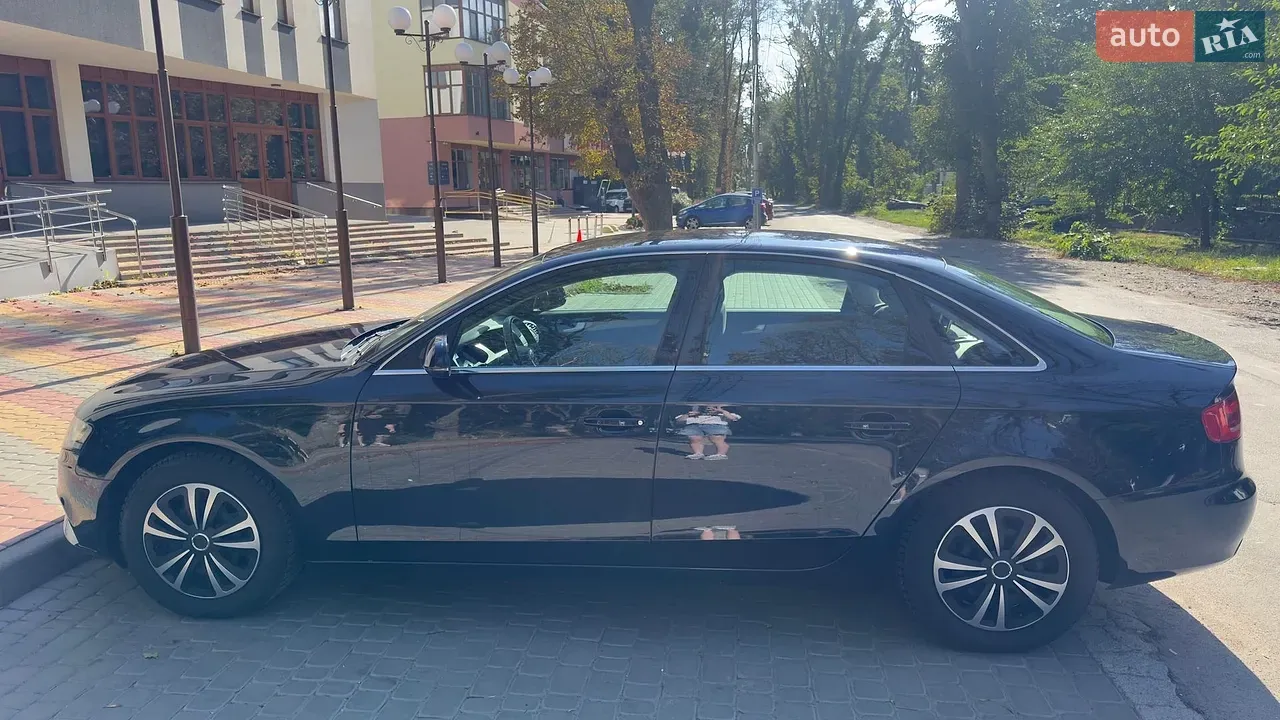 Audi A4 2009 photo 3