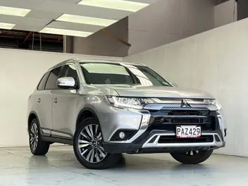 Mitsubishi Outlander 2022 photo 4