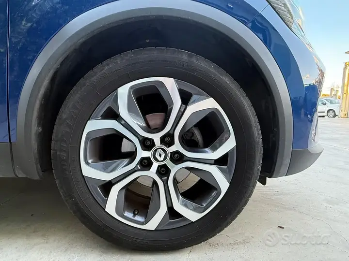 Renault Captur 2023 photo 4