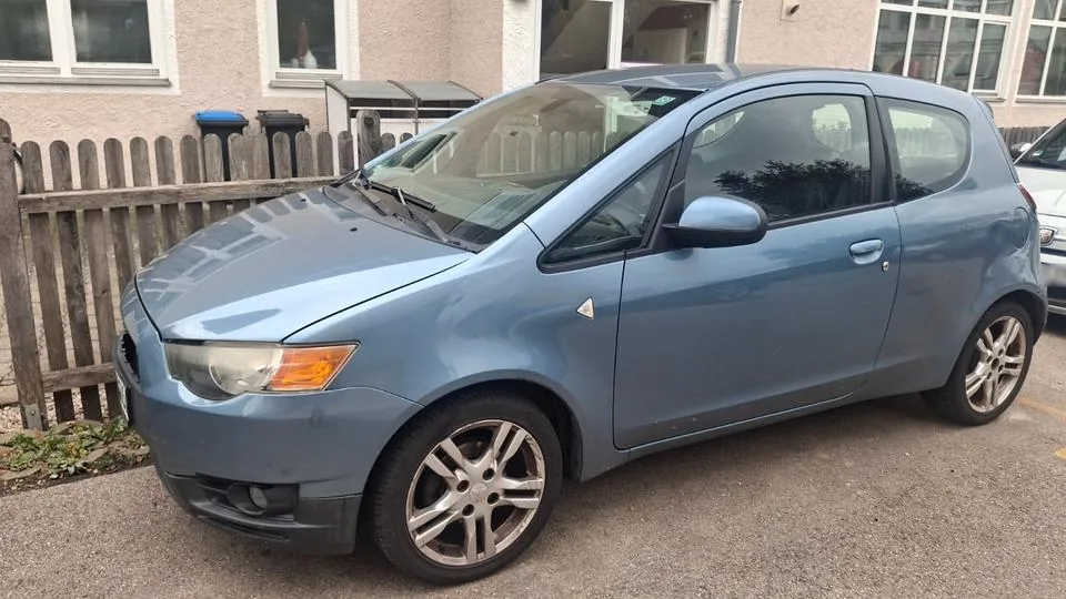 Mitsubishi Colt
