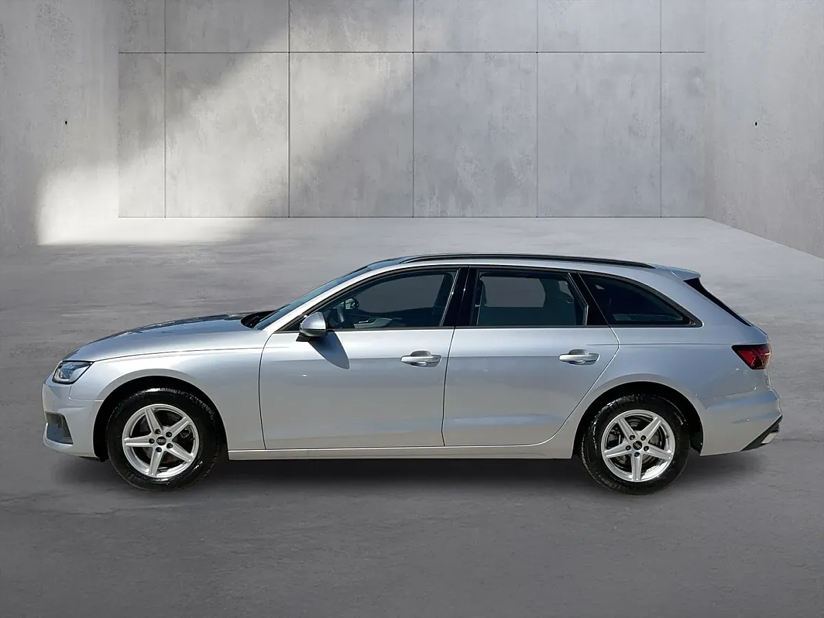 Audi A4 2024 photo 3