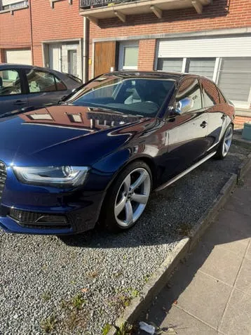 Audi S4