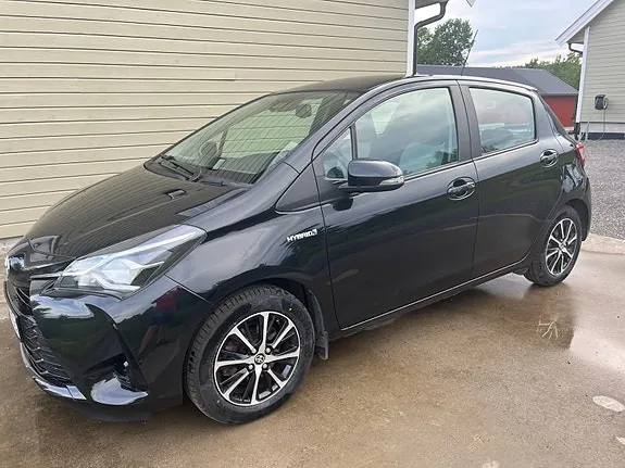 Toyota Yaris 2018 photo 4