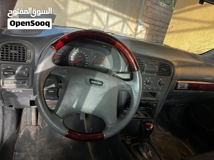 Volvo C 40 2004 photo 2