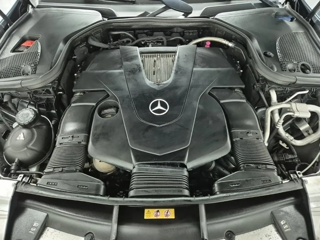BMW E-Class 2020 photo 5
