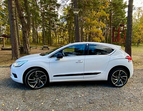 Citroen Ds4 2015 photo 2
