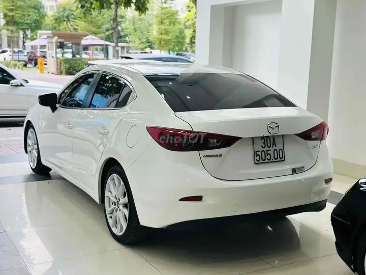 Mazda 3 2015 photo 4