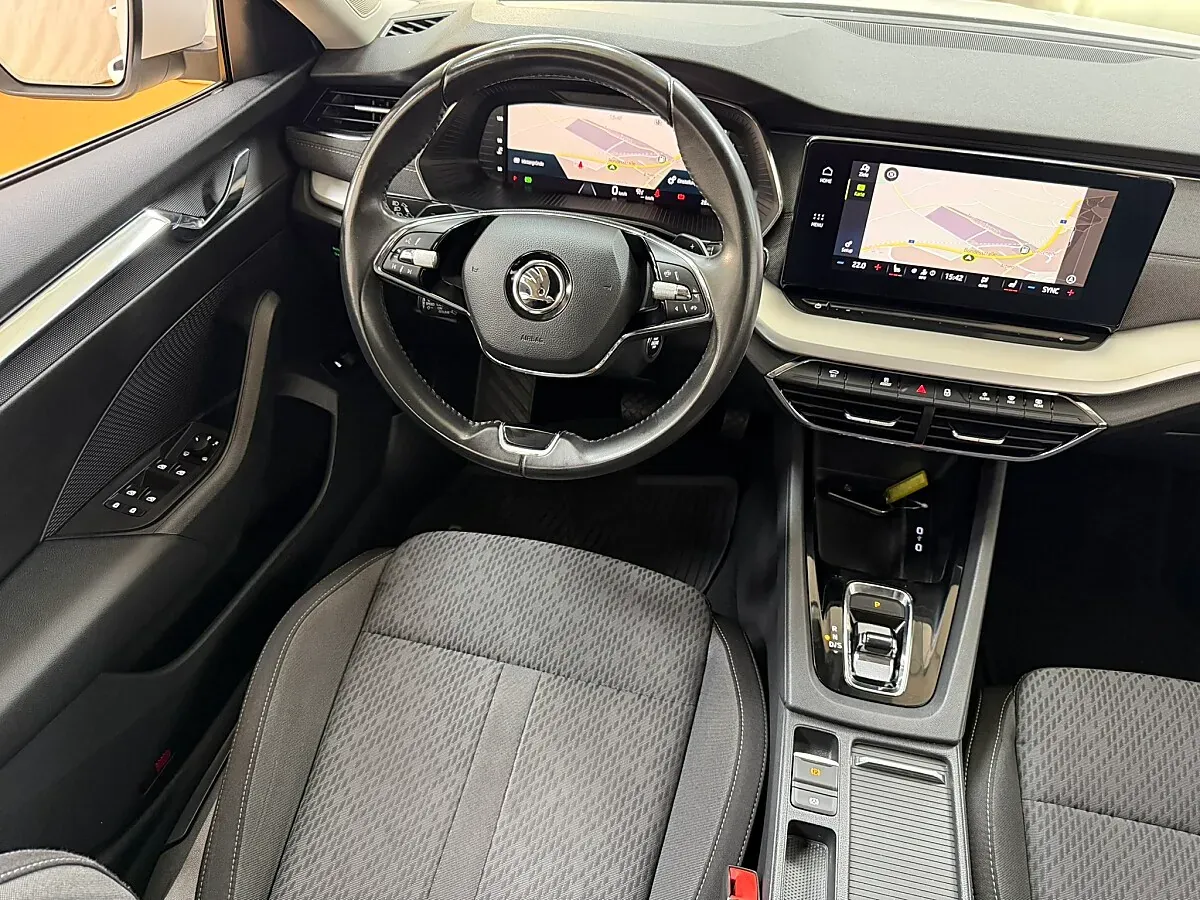 Skoda Octavia 2021 photo 2