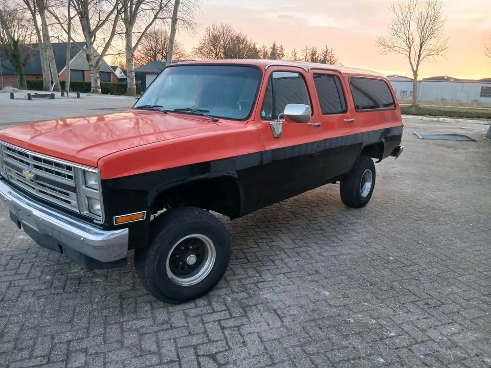 Chevrolet Suburban