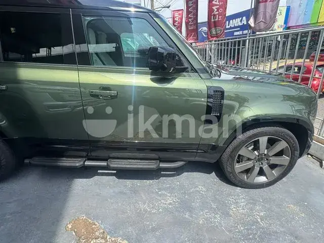 Land Rover Defender 2026 photo 2