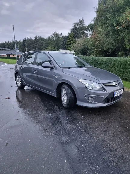 Hyundai I30 2011 photo 3