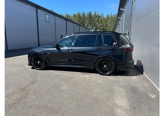 BMW X7 2023 photo 5