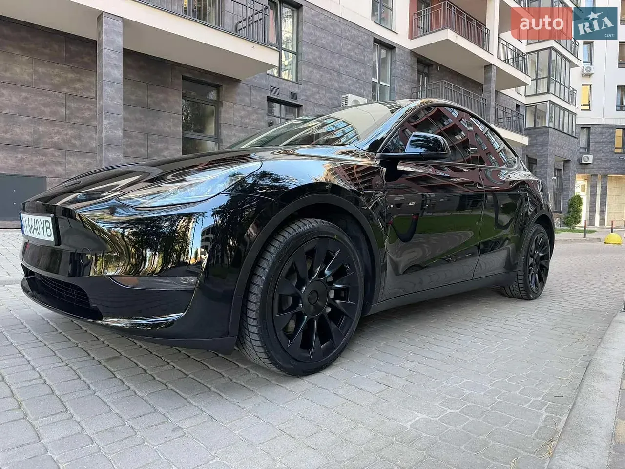 Tesla Model Y 2023 photo 4
