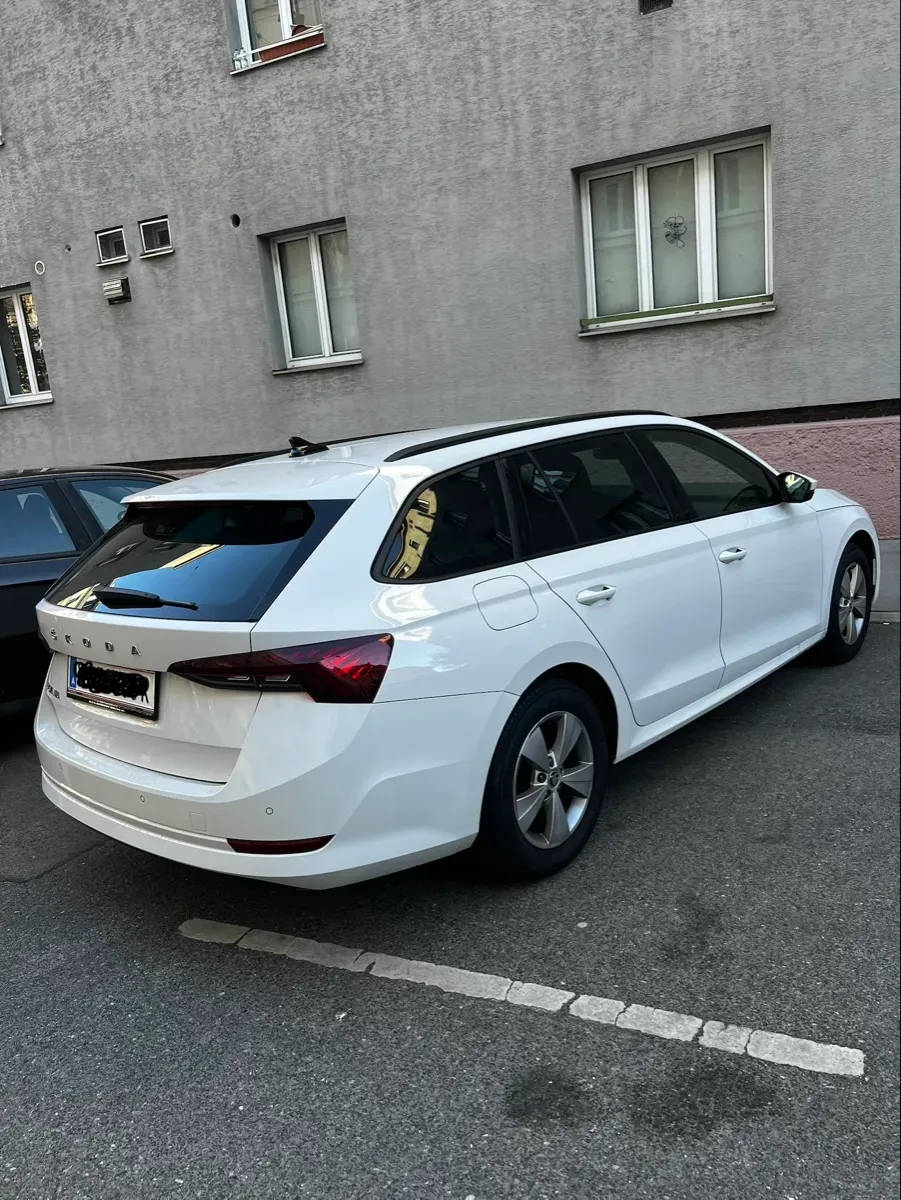 Skoda Octavia 2022 photo 3