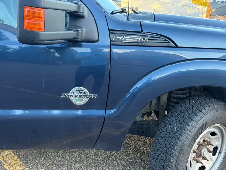 Ford F250 2016 photo 2