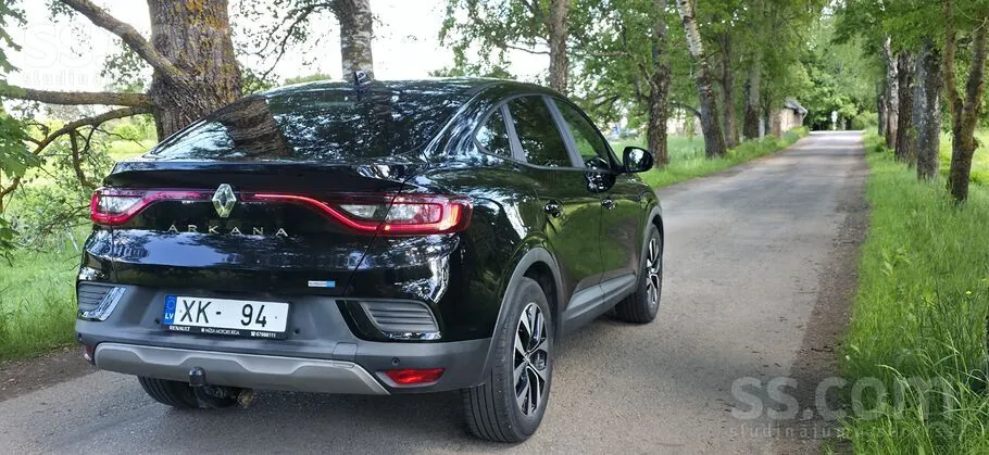 Renault Arkana 2023 photo 2